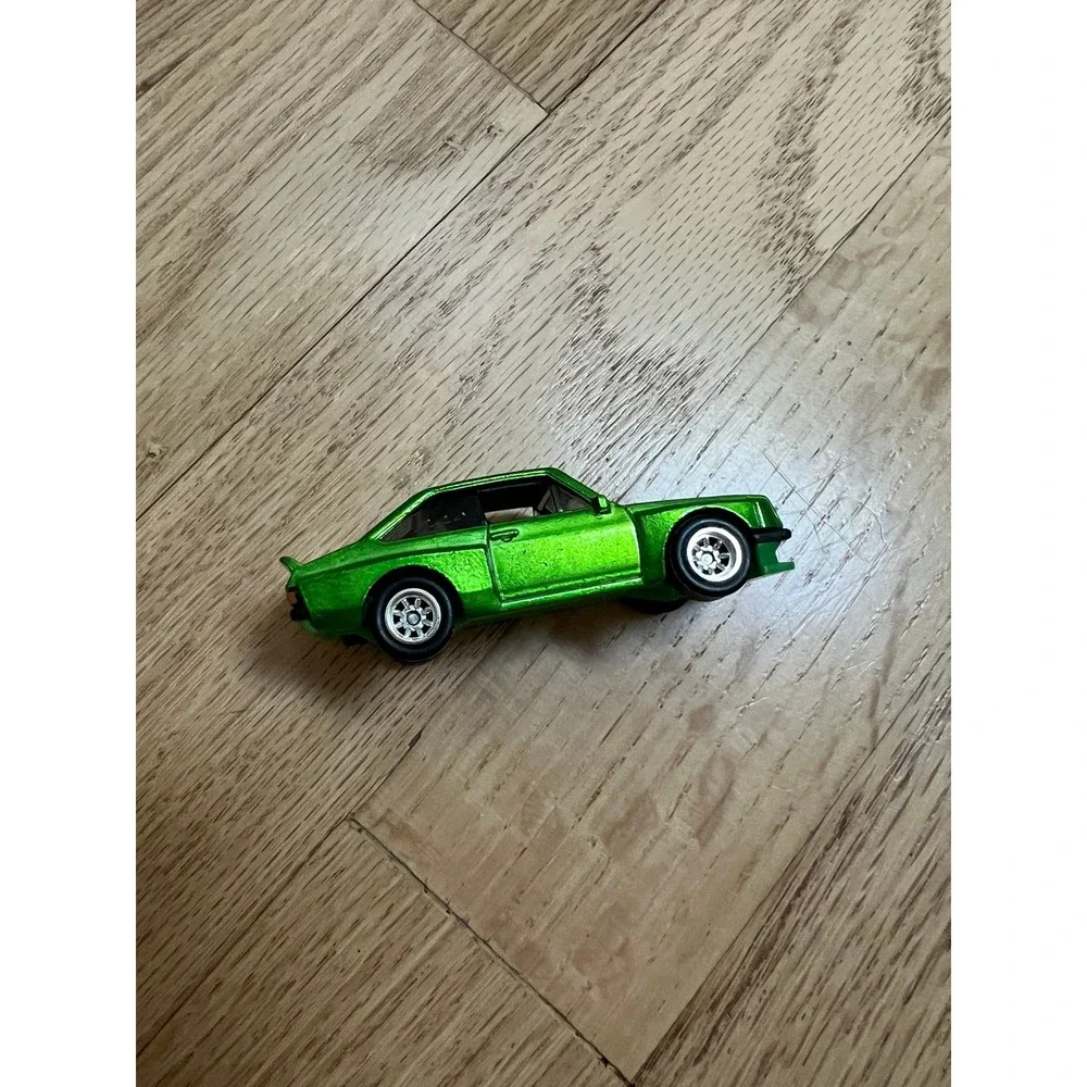 Hot Wheels Ford Escort RS2000 Unisex 1:64 Green